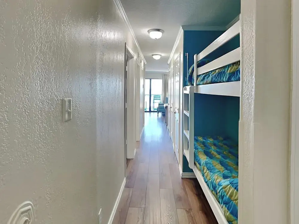 Casa Del Mar 350-front Facing