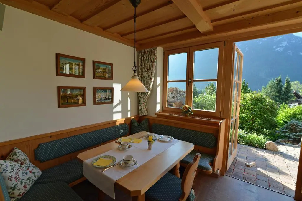 Hotel Landhaus Sonnenbichl Mittenwald