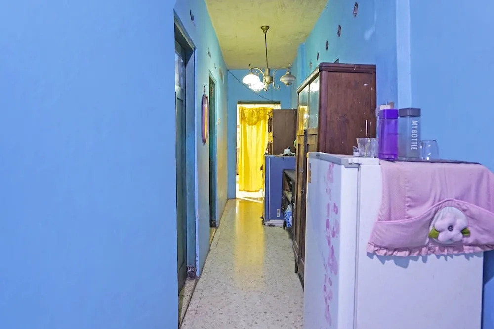 Spot On 91859 Kost Budhe Syariah