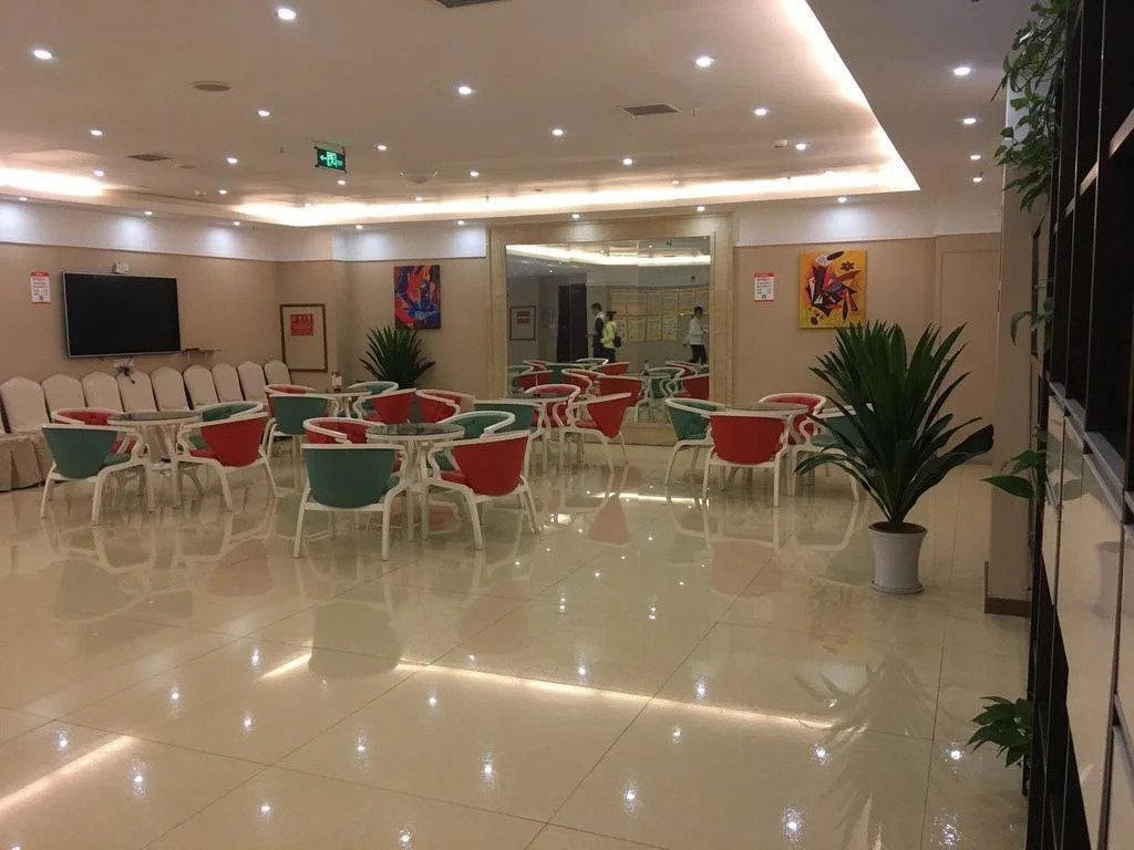 Juyuan Business Hotel