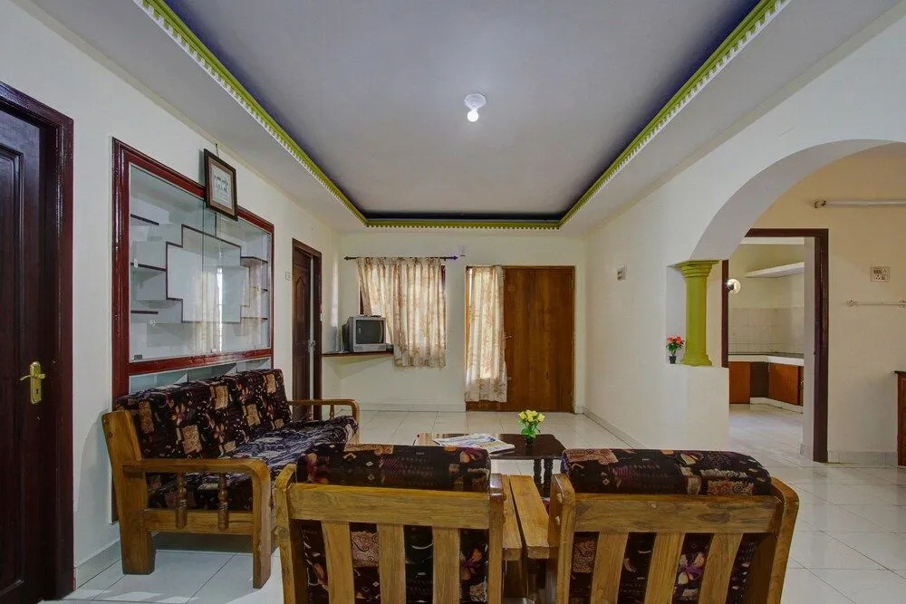 Oyo 22924 Gv Residency