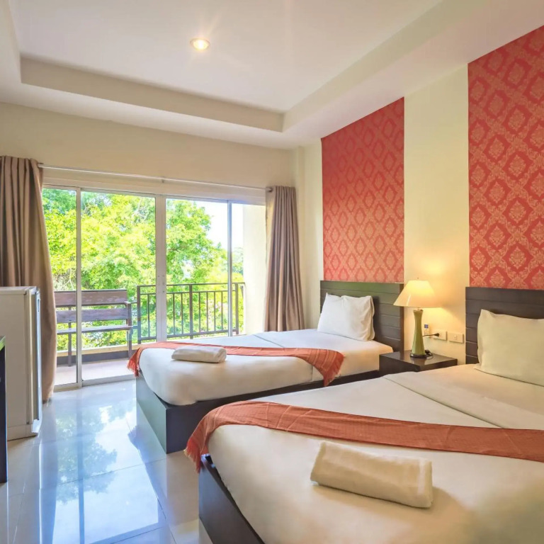 Suphan Lake Hometel