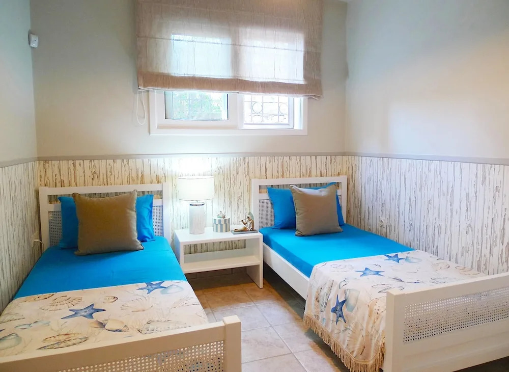 Pentathlon Villas
