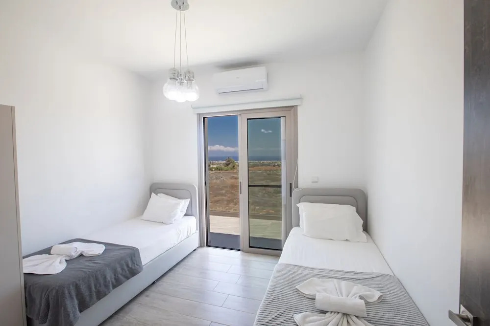 Villa Sienna, Fabulous 6bdr Protaras Villa