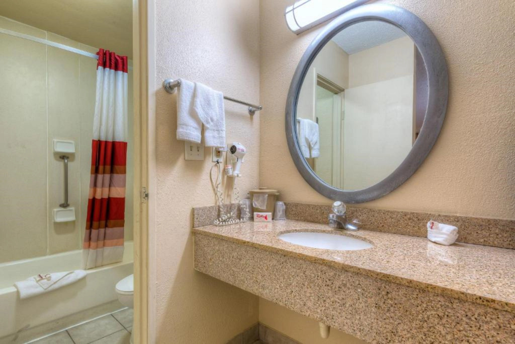 Red Roof Inn Tulsa