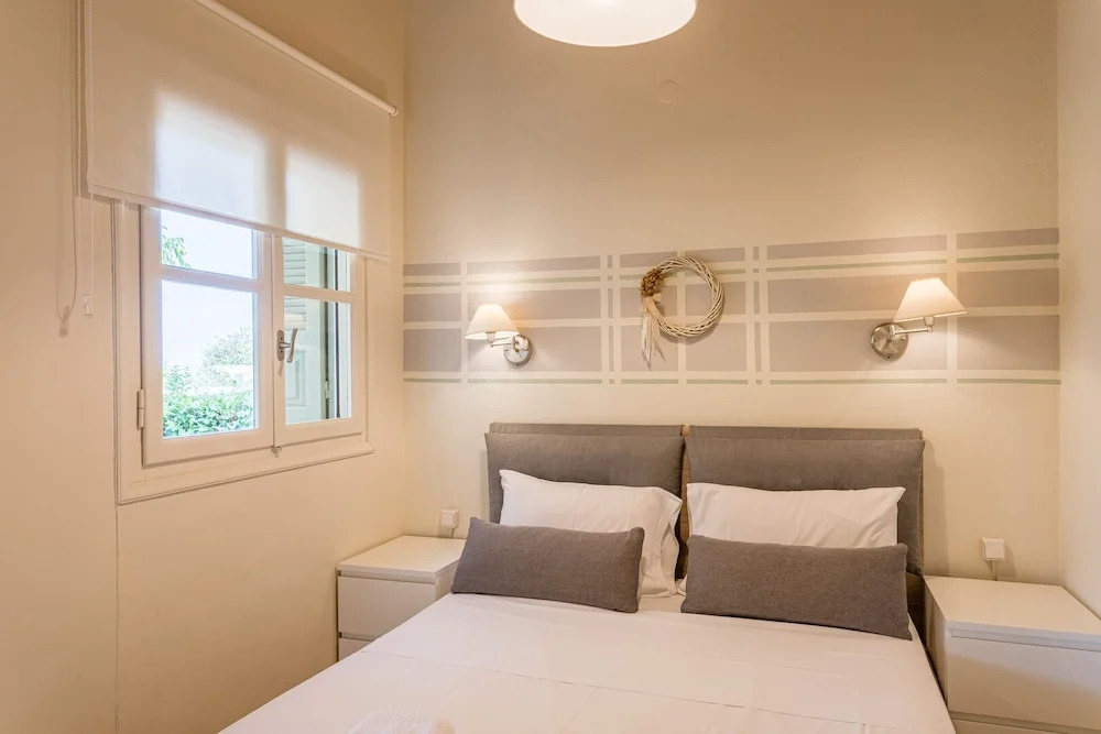 Stoupa Apartments Ilias