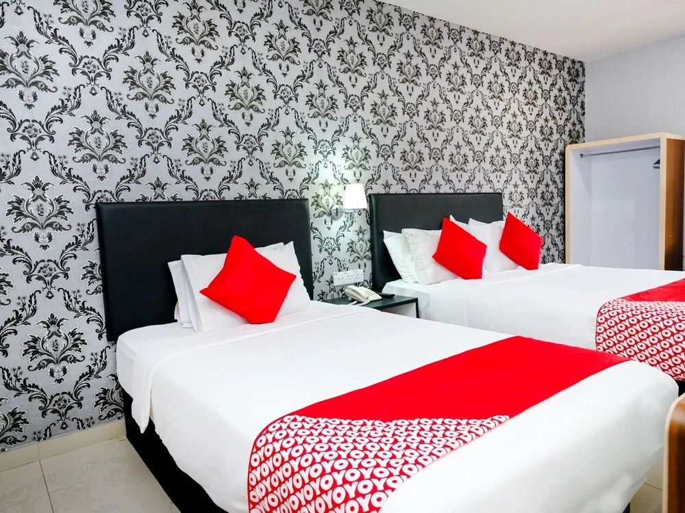 Grand City Hotel II