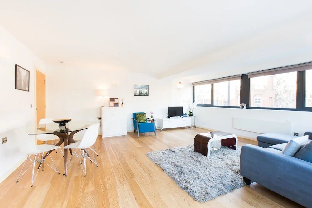 Luxury 2bed Apartment in Kensington A1