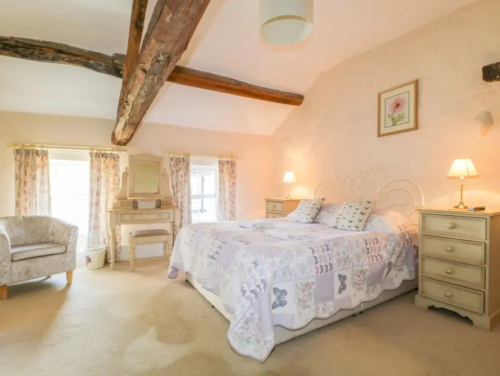 Farmhouse Apartment