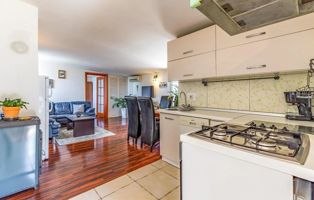 Beautiful Home in Medulin With Wifi and 4 Bedrooms