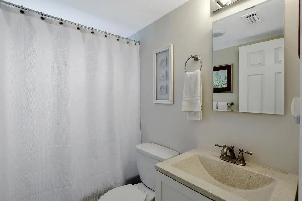Skylark Avenue Pool Home