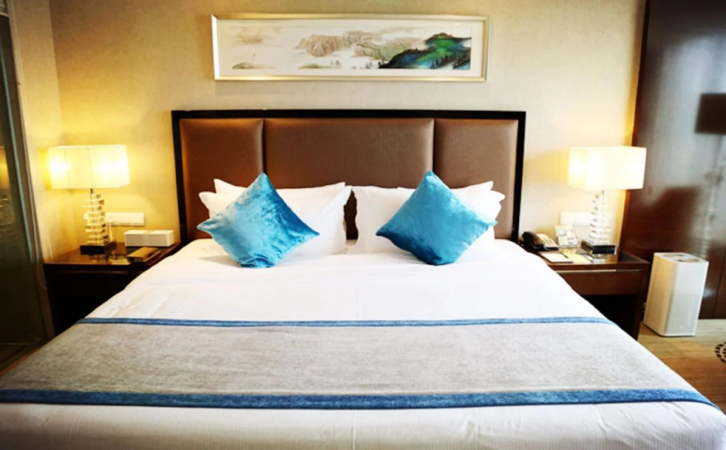 Chengdu Rising Butterfly Hotel