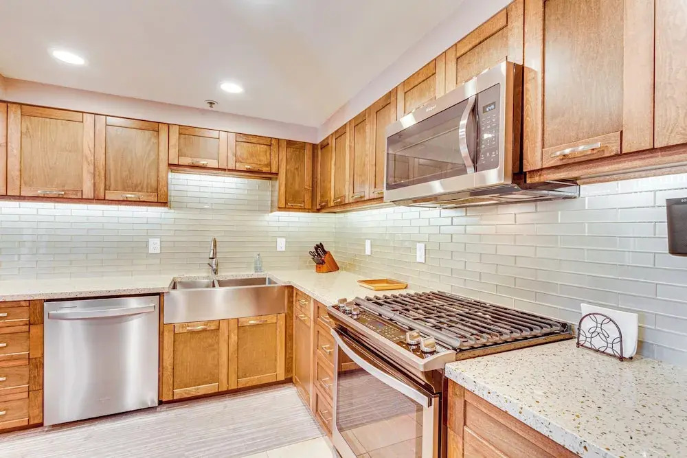 Community Pool Access: Chic Palm Springs Condo