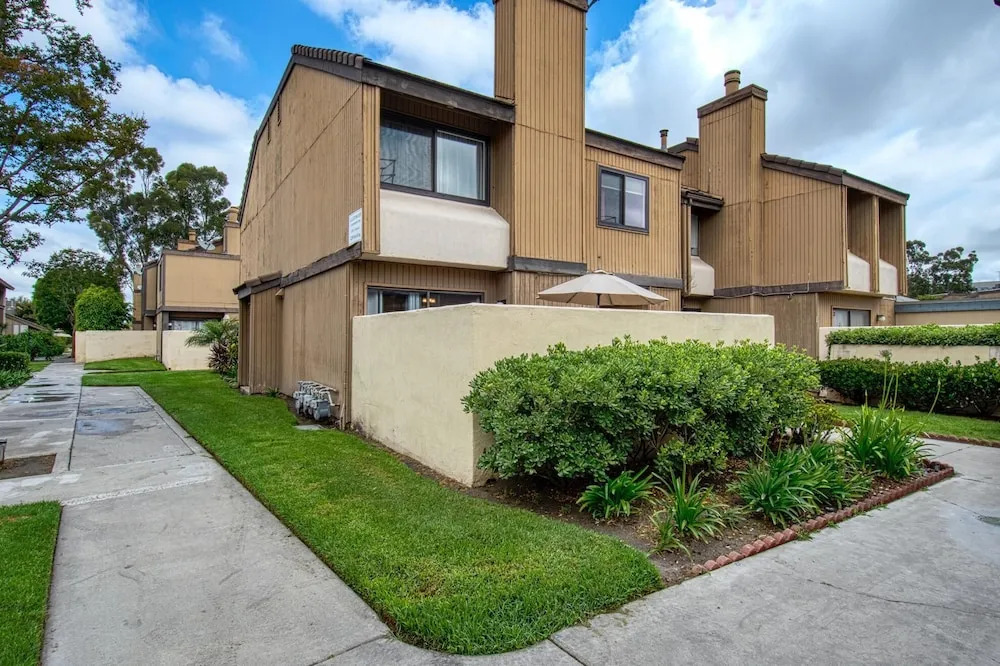 Maleficent's Retreat 2 Bedrooms 1.5 Bathroom Condo