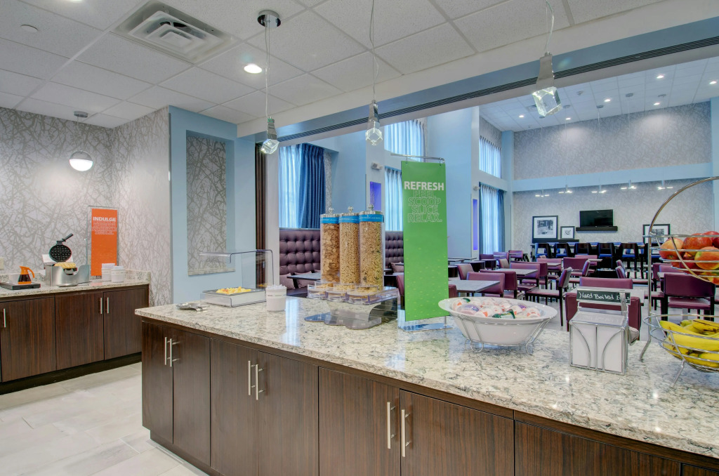 Hampton Inn & Suites Boston/Stoughton, Ma