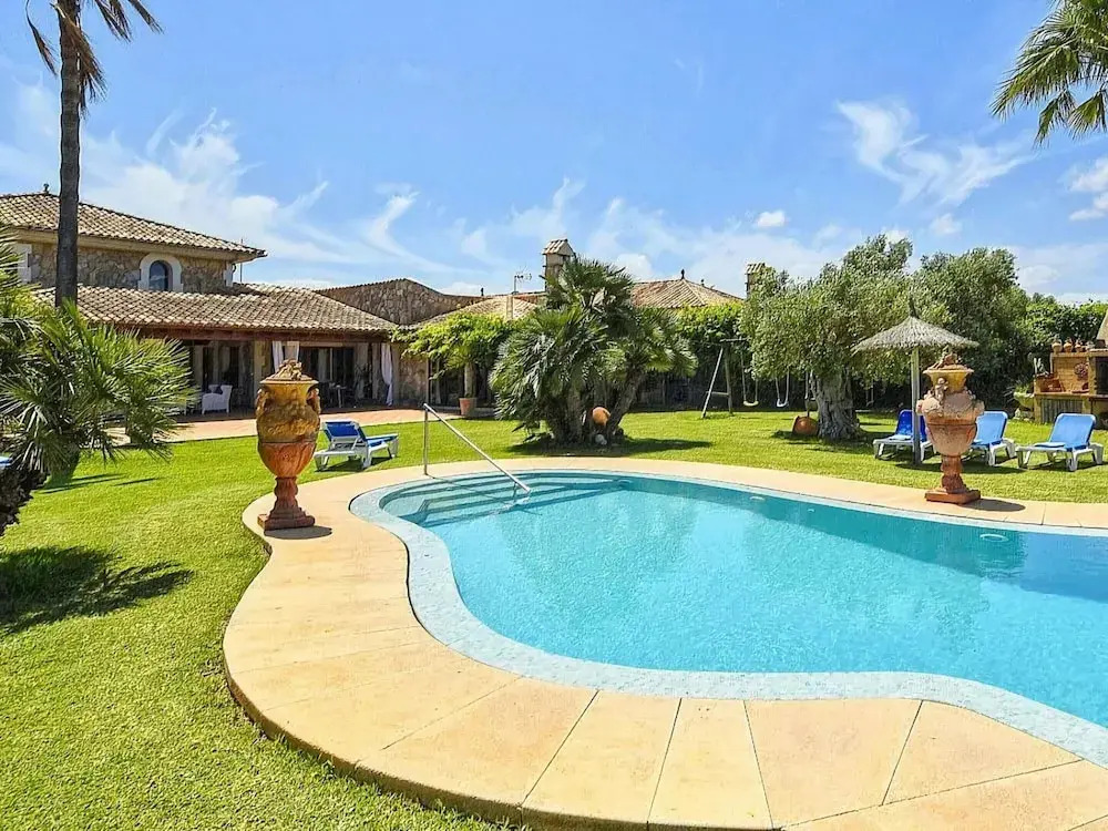 Country House near Alcúdia Bay with Pool