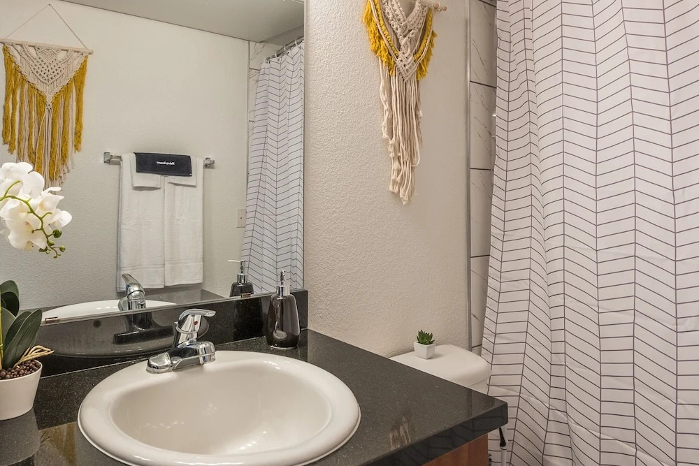 Lofted Studio with Parking by Frontdesk