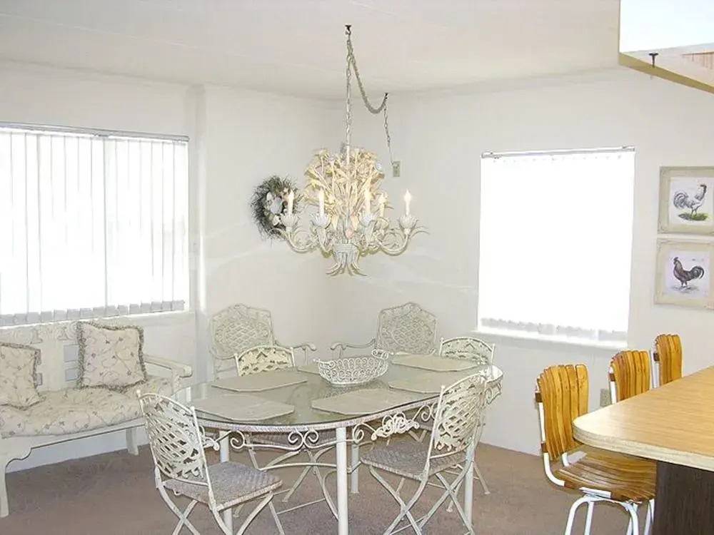 Ann Elizabeth 305 2 Bedroom Condo by RedAwning