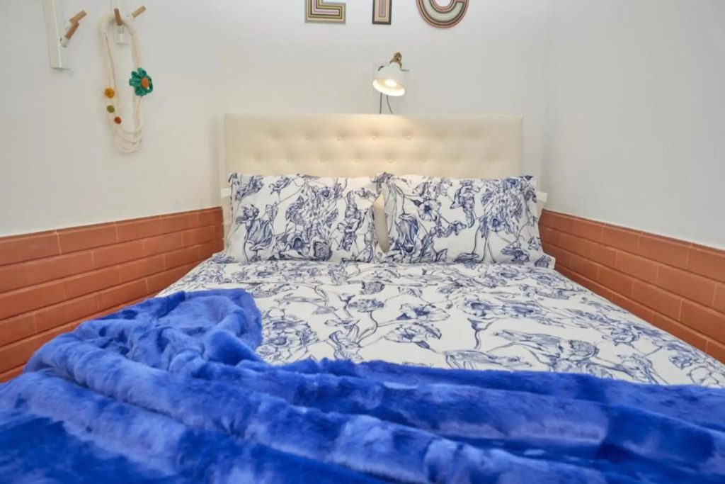 Lx Factory Apartment! HIP area - Outside terrace - Fully renovated
