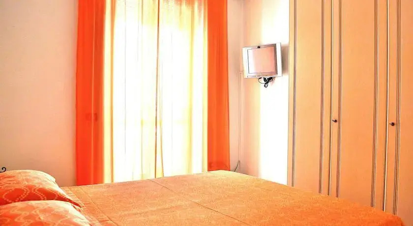 Roma Dreams Home