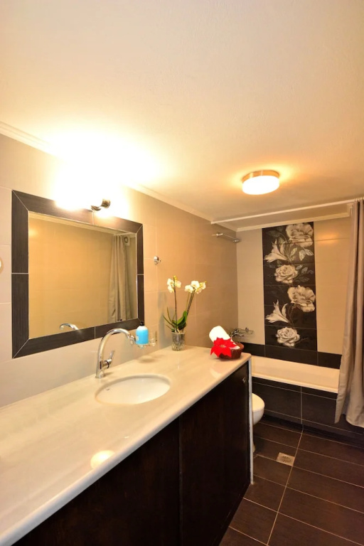 Evagelia Suites RED