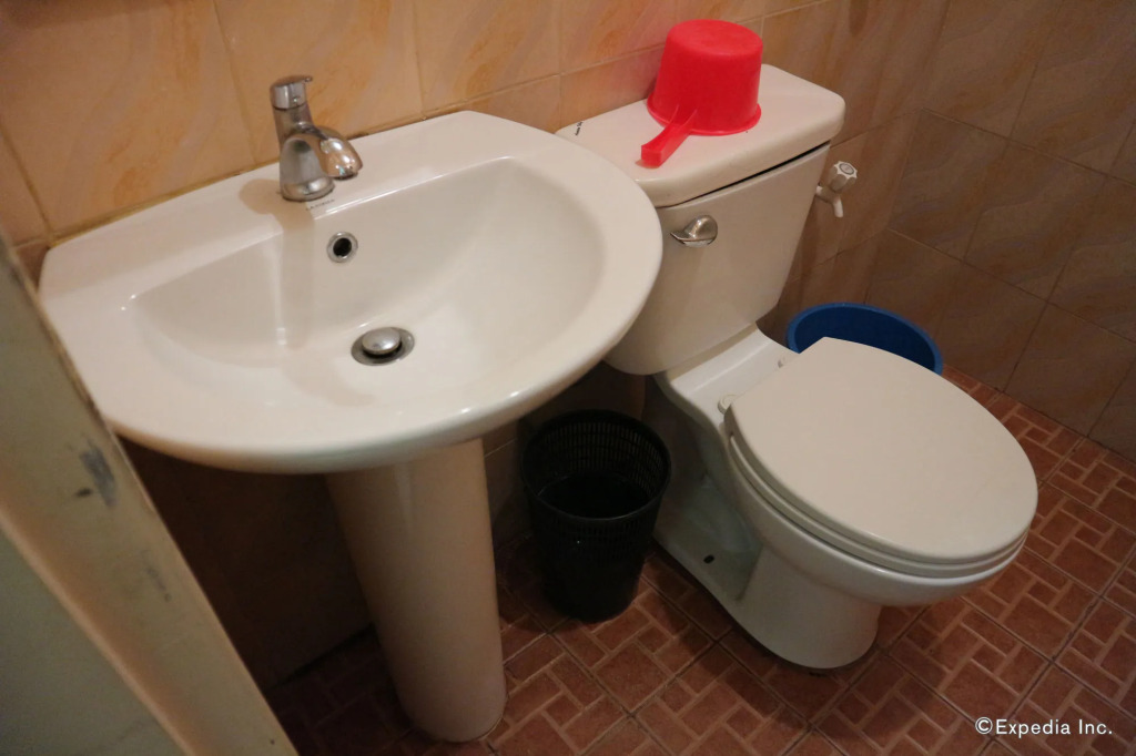 AJ Travellers Inn