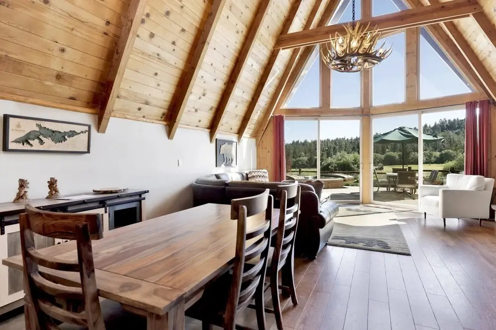 2152-big Bear Den 3 Bedroom Home by RedAwning