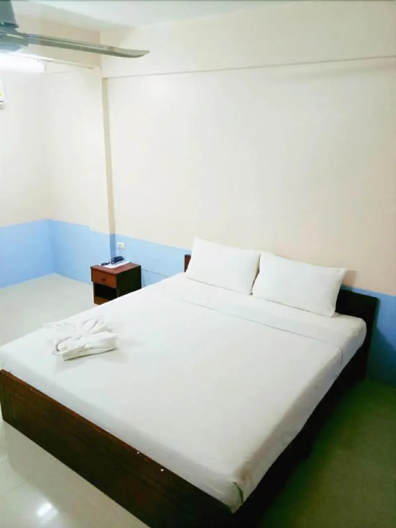Pasawang Hotel