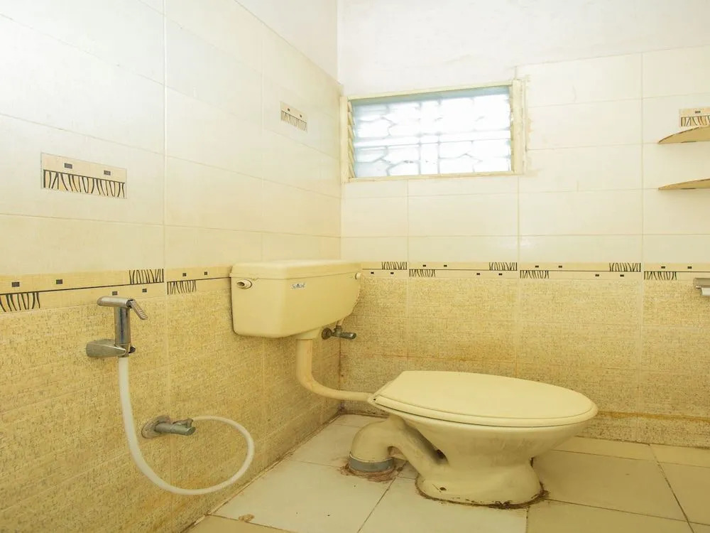 OYO 16987 Sai Suites