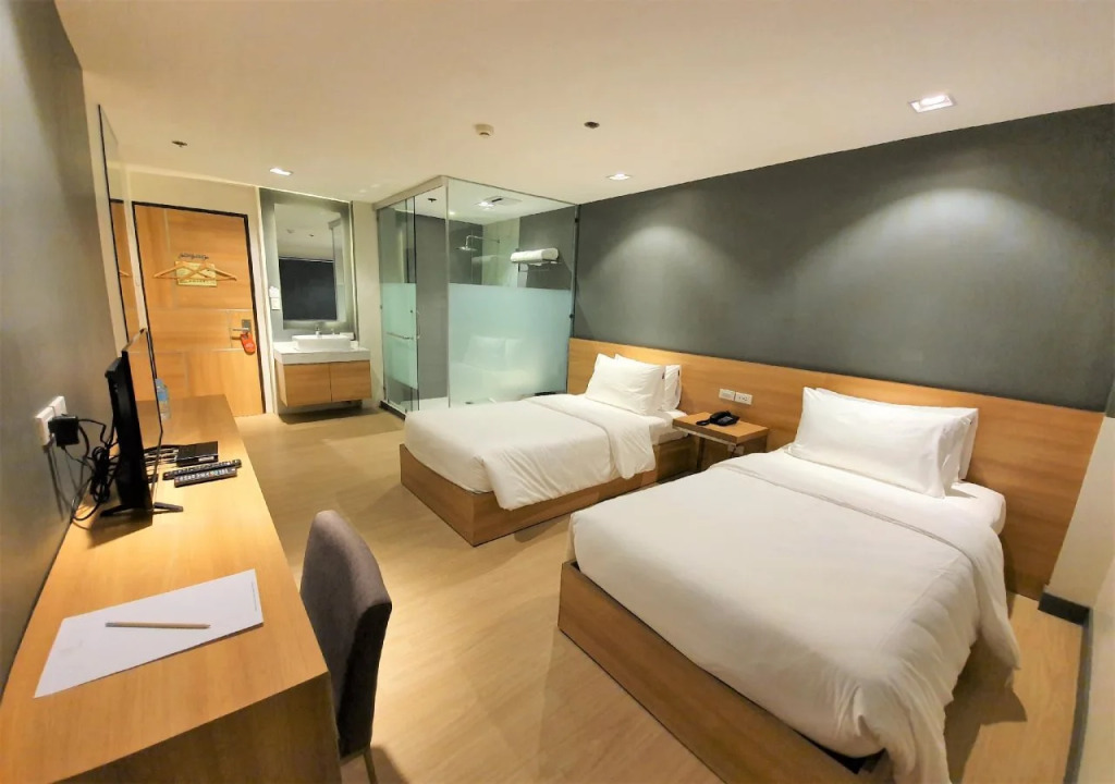 Real Suites