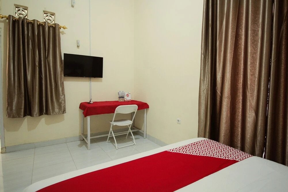 Fabio Guest House By OYO Rooms