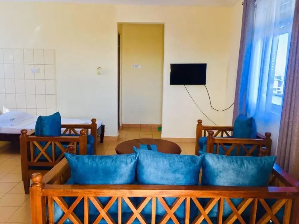 Merry Villa Hotel & Apartments