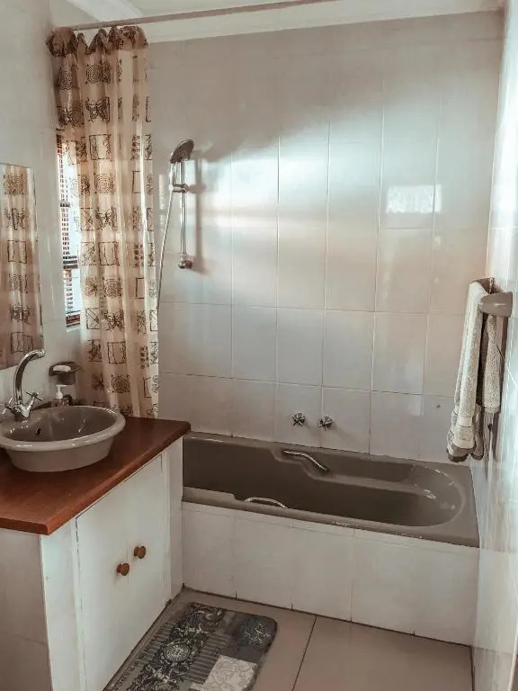 Aristo Oasis, Garden Cottage, Bryanston (Adults Only)