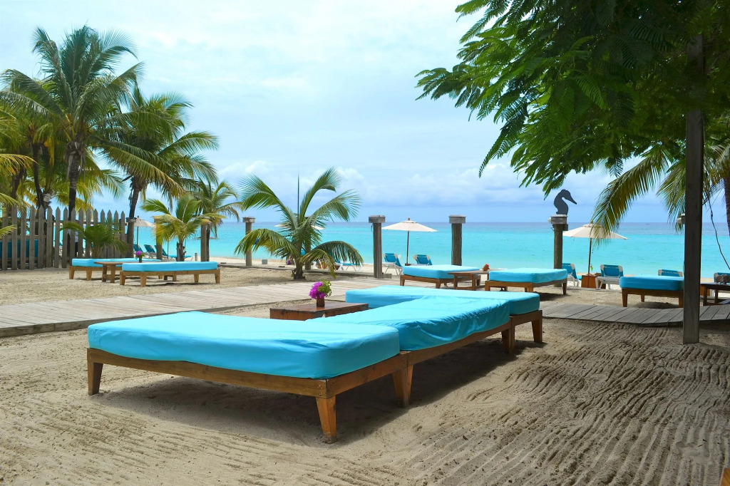 Mayan Princess Beach & Dive Resort