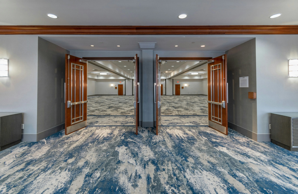 DoubleTree by Hilton New Bern - Riverfront