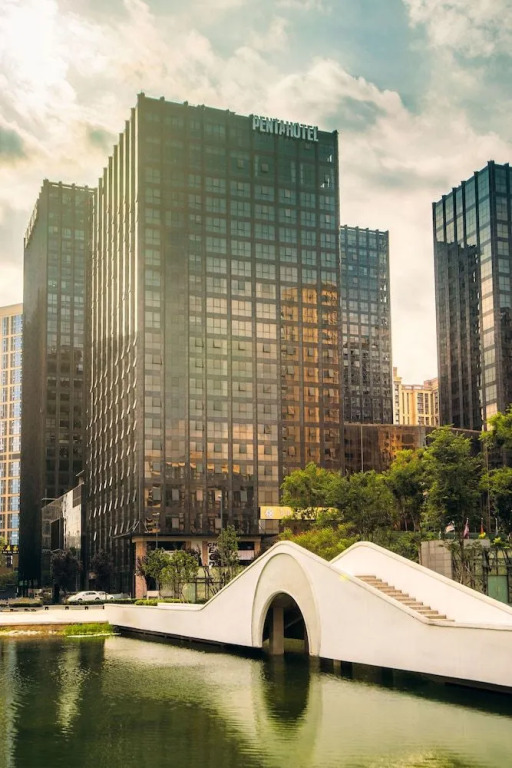 Отель voco Chengdu High Tech Center by IHG