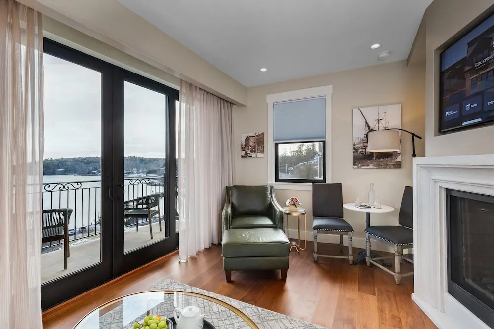 Rockport Harbor Hotel