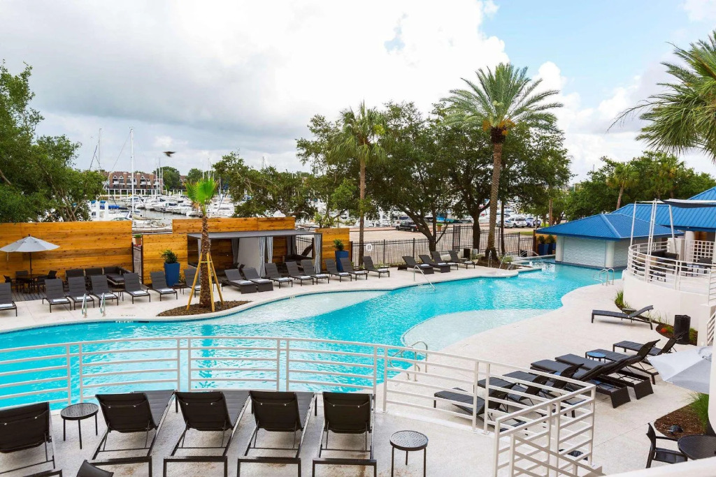 South Shore Harbour Resort and Conference Center