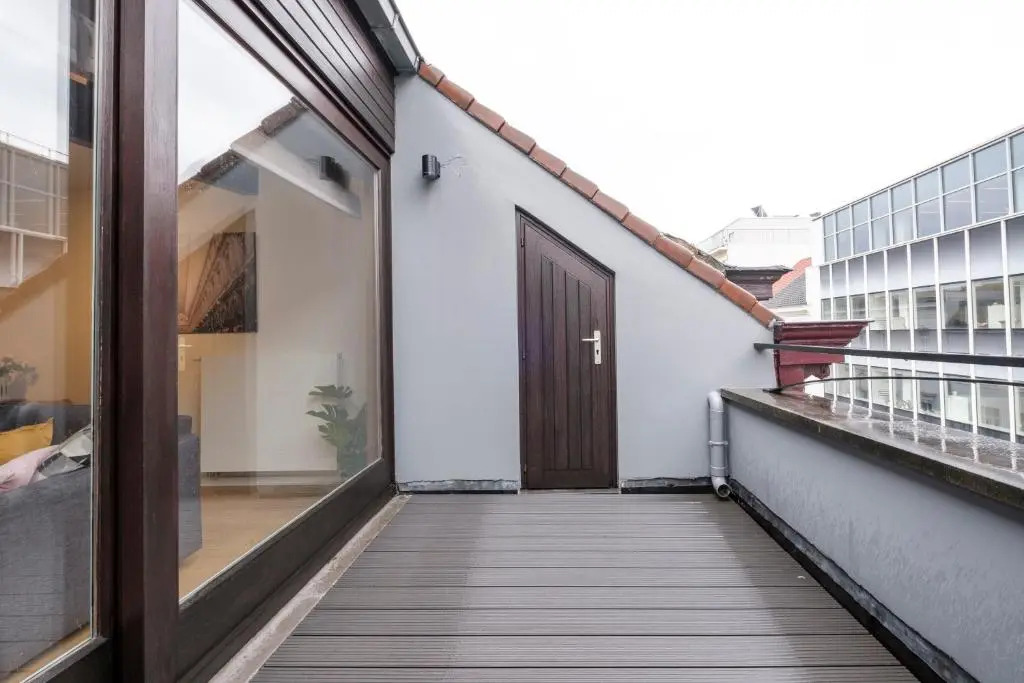 Functional housings 2 steps from Grand Place