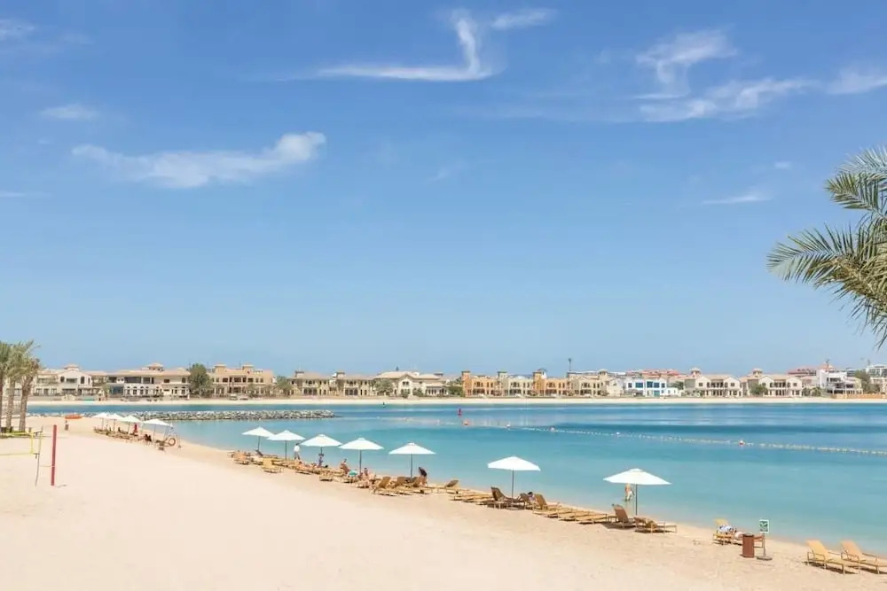 Private Beach & Pool Right on Your Doorstep!