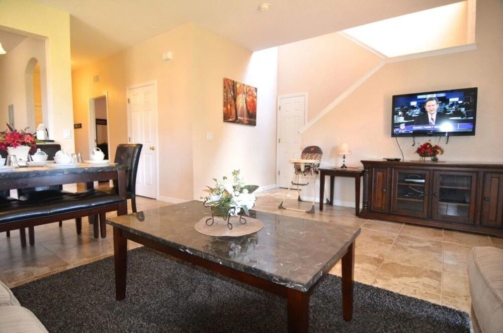 Amazing Townhome! Regal Palms - 745LAM