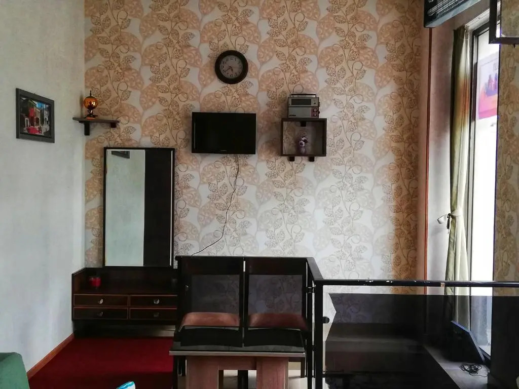 Hostel Violet