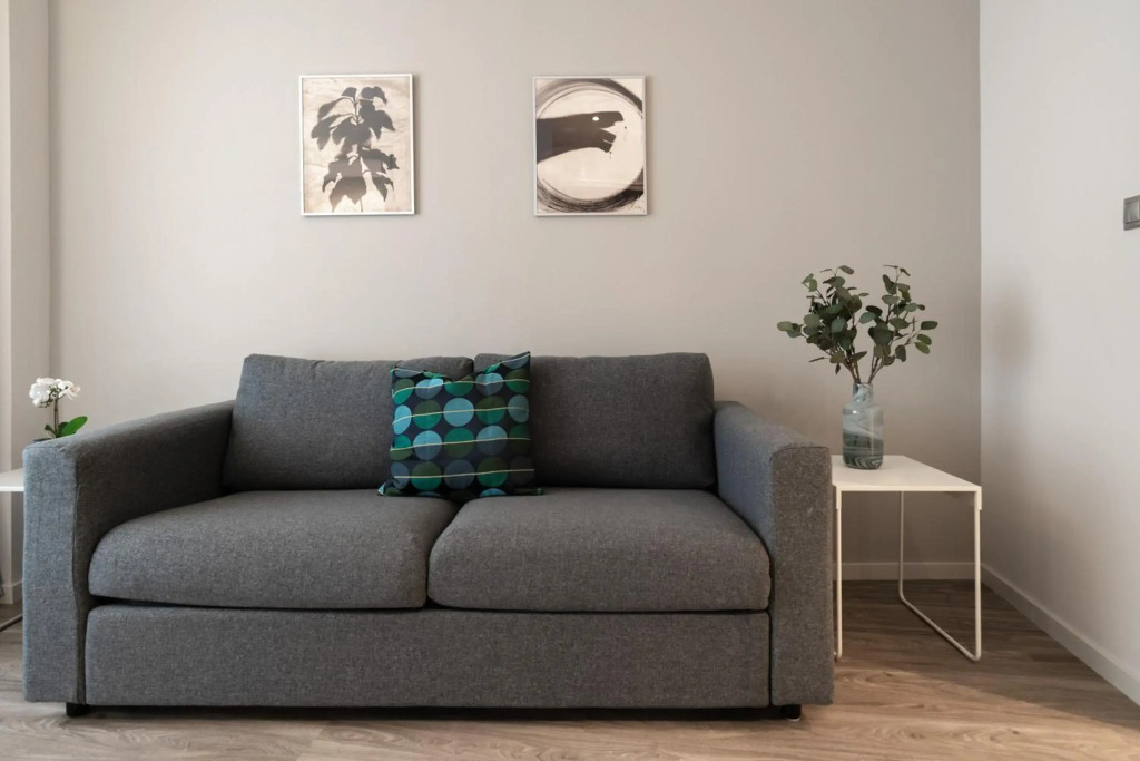 A12 Pristine 1bedrooom flat near Parthenon in Athens' heart