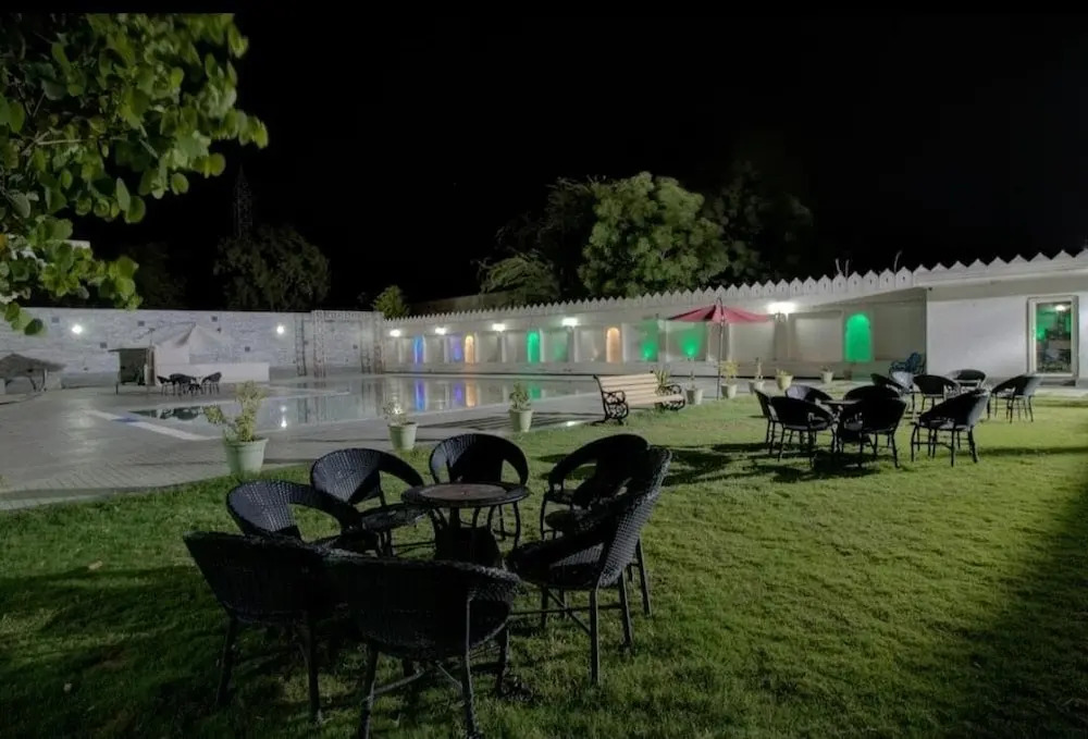 Hotel Krishna Raj