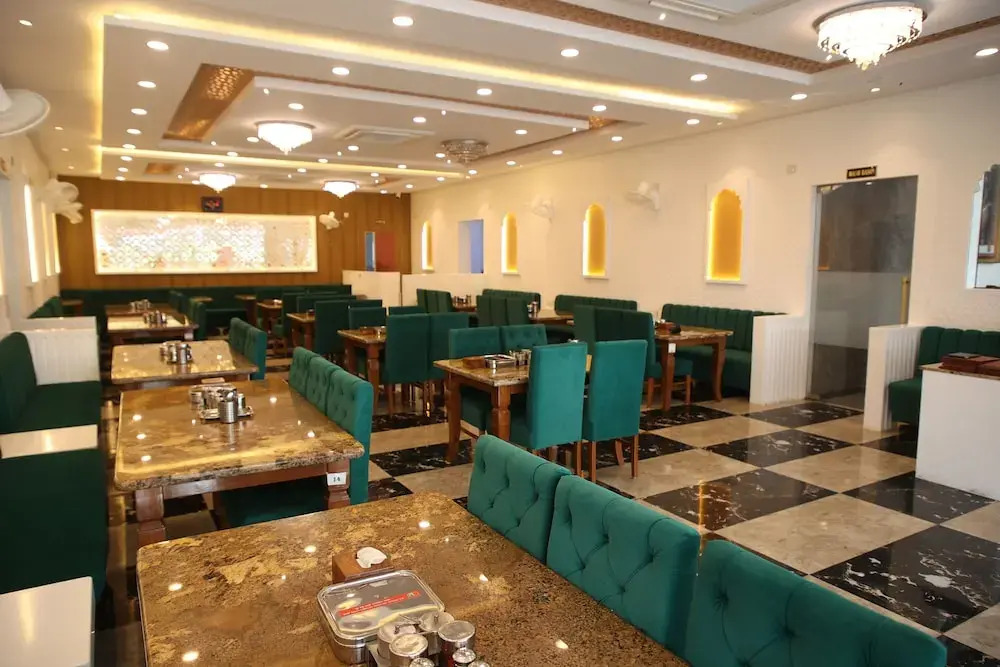 Hotel Rangoli