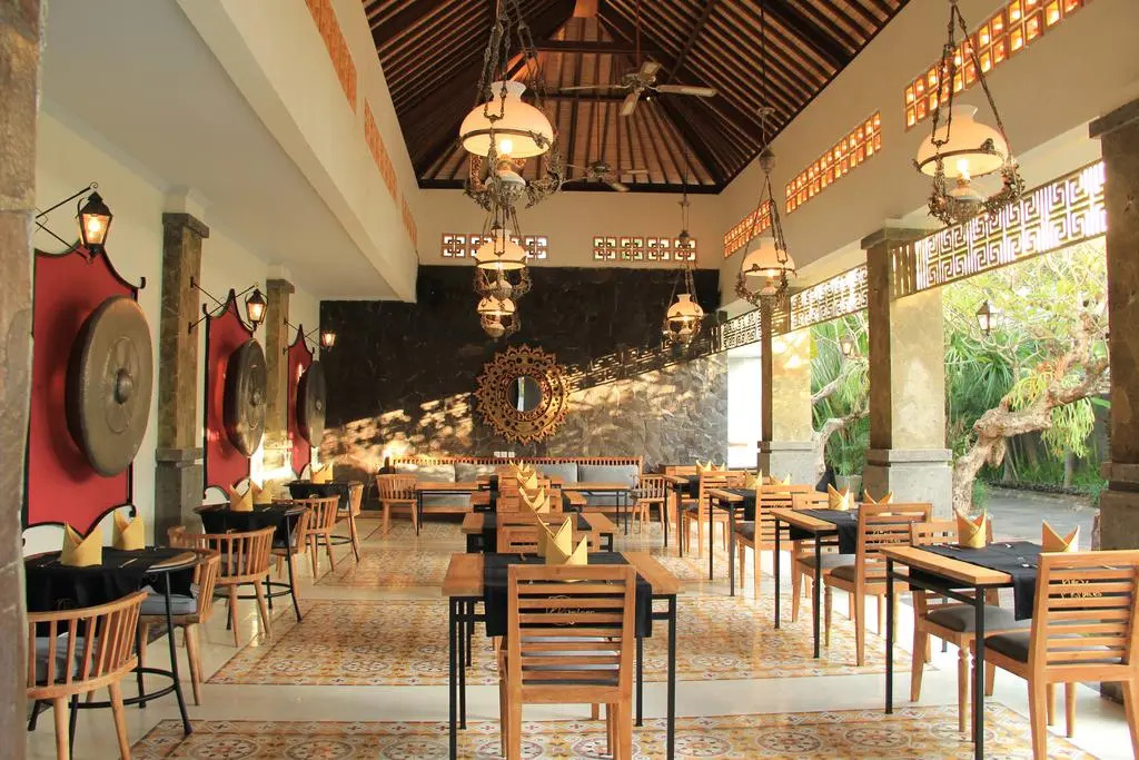 The Wolas Villas