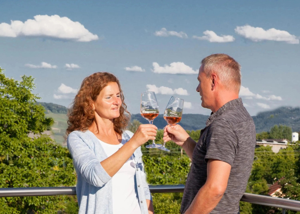 Weingut und Weinstube Weihbrecht