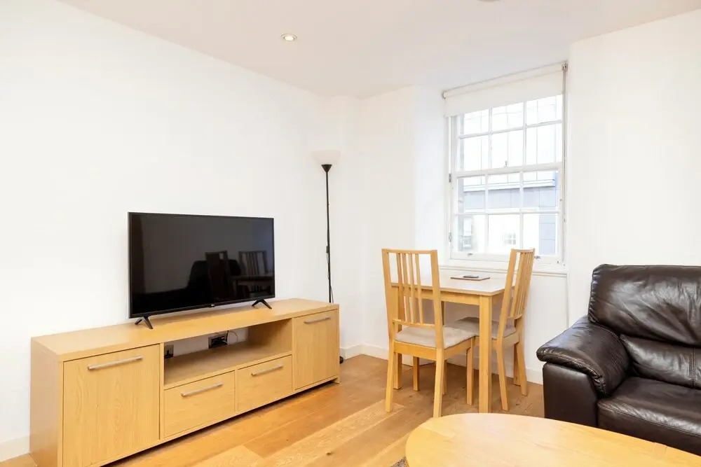 JOIVY Superb Flats in the Heart of Edinburgh