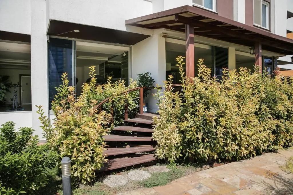 Upart Home