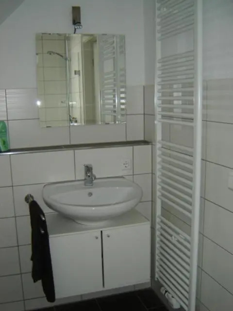 Murthum Apartments